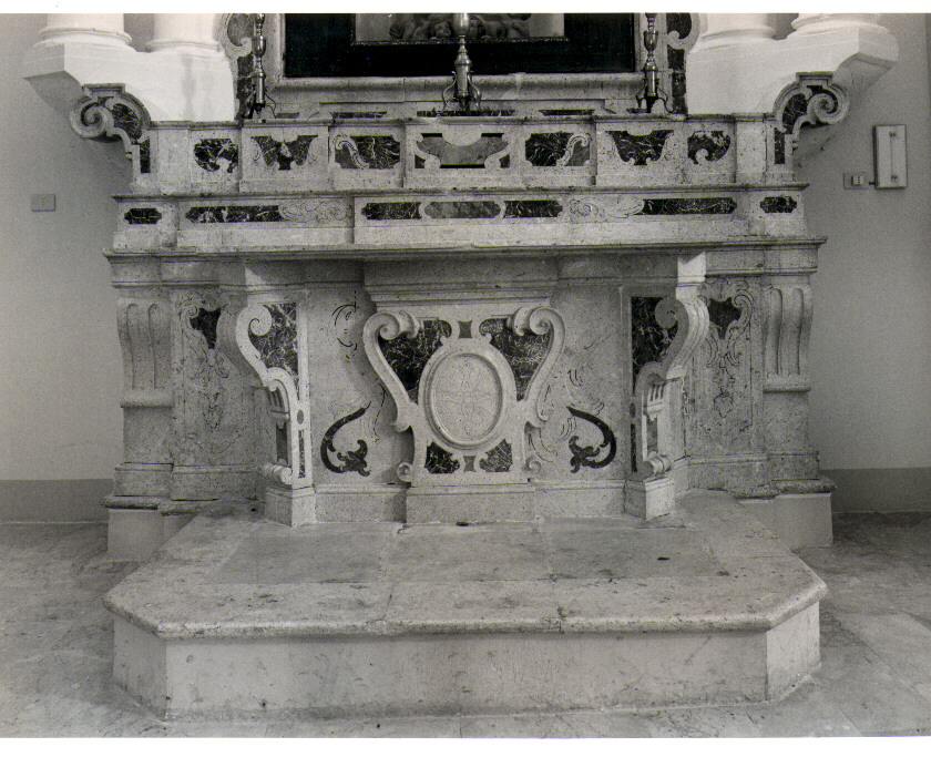 altare - bottega Italia meridionale (sec. XVIII, sec. XIX)
