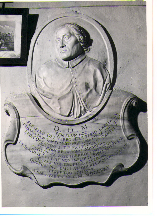ritratto del Canonico d'Orlando, ritratto di ecclesiastico (decorazione plastica) - bottega napoletana (sec. XVIII)