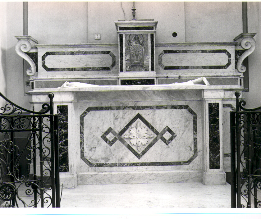 altare - bottega Italia meridionale (inizio sec. XX)