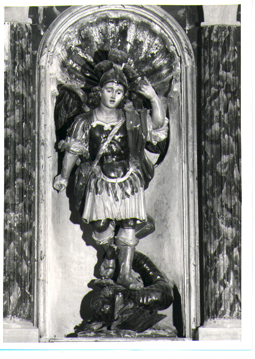 San Michele Arcangelo (scultura, elemento d'insieme) - bottega napoletana (sec. XVII)