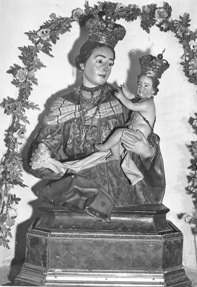 Madonna con Bambino (scultura) - bottega napoletana (prima metà sec. XVIII)