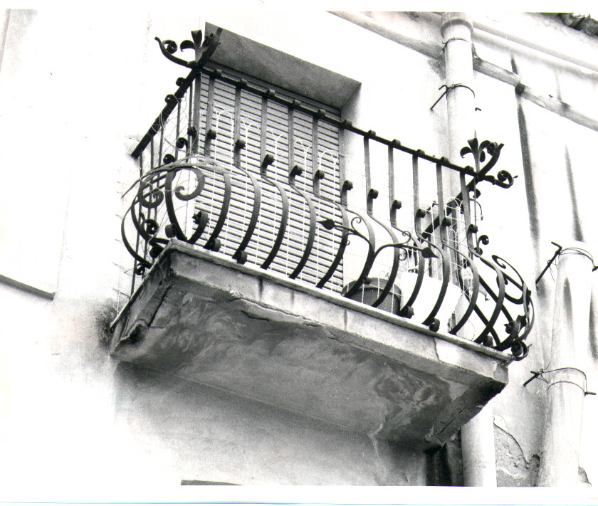 balcone, coppia - bottega lucana (seconda metà sec. XVIII)