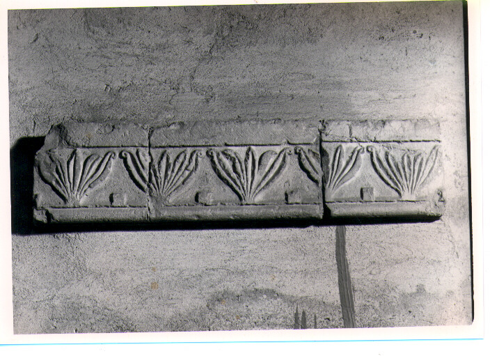 rilievo, frammento - bottega Italia meridionale (seconda metà sec. XIII)