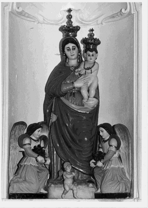 Madonna con Bambino e angeli (gruppo scultoreo) - bottega Italia meridionale (secc. XVII/ XVIII)
