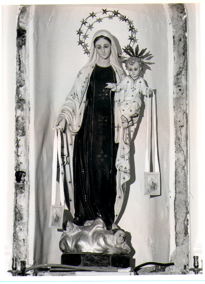Madonna con Bambino (scultura) - bottega Italia meridionale (prima metà sec. XIX)