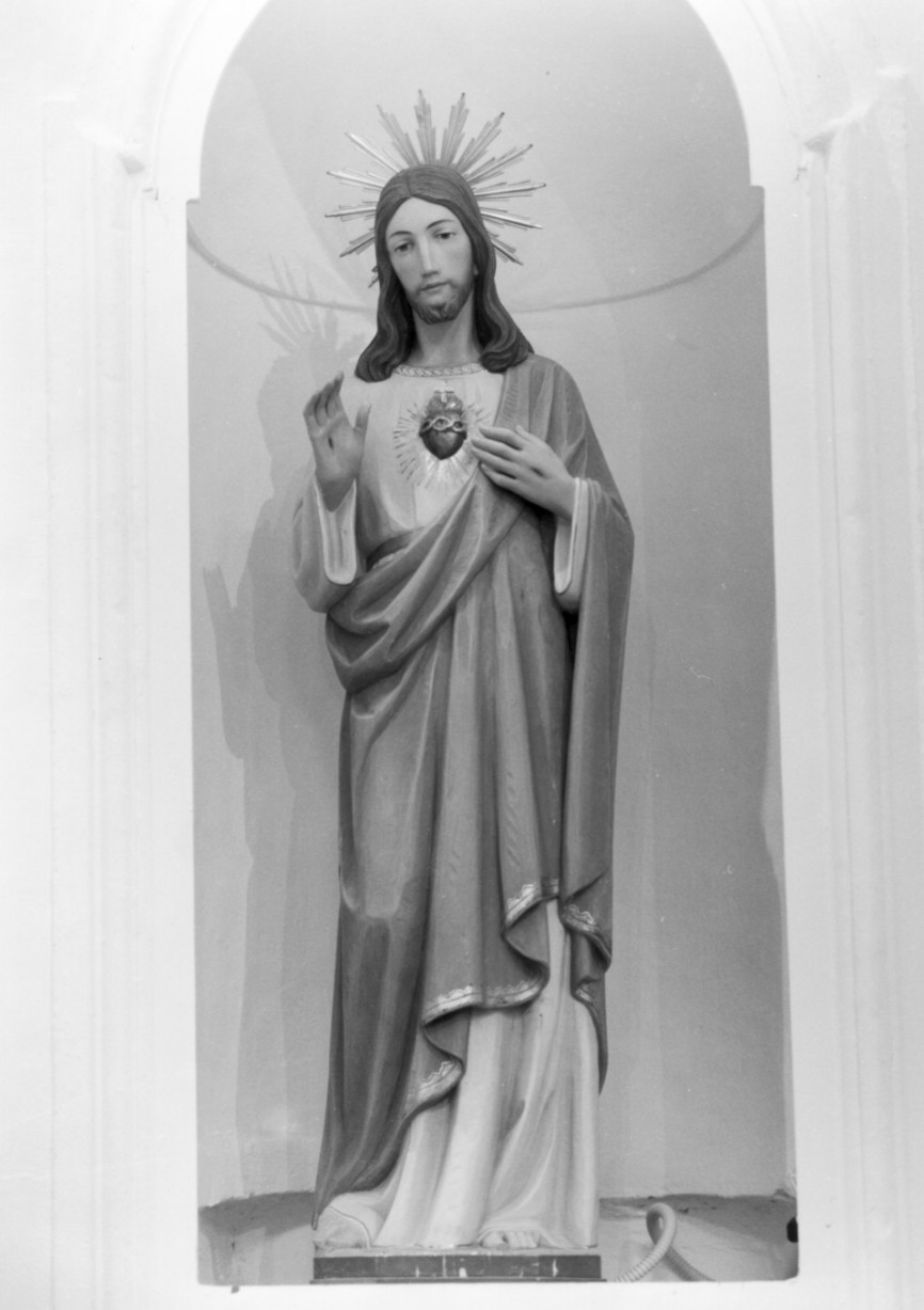 Sacro Cuore di Gesù (statua) - bottega trentina (prima metà sec. XX)