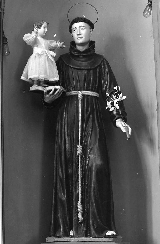 Sant'Antonio da Padova con il bambino (statua) - bottega leccese (prima metà sec. XX)