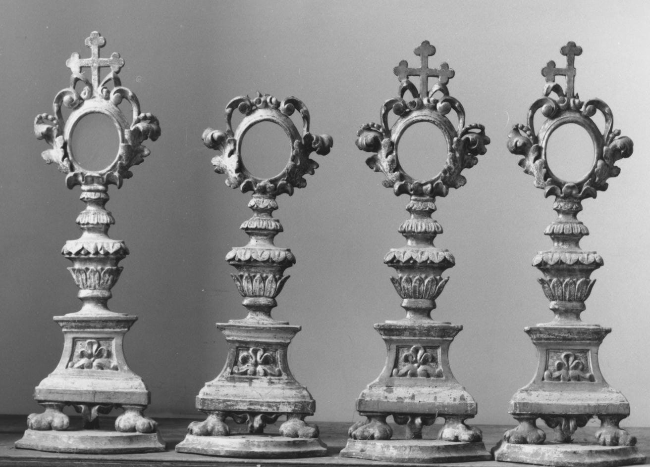 reliquiario-ostensorio, serie - bottega Italia meridionale (inizio sec. XIX)