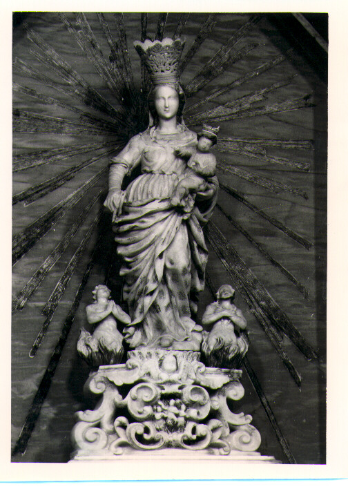 Madonna del Carmelo (scultura) - bottega Italia meridionale (sec. XVII)