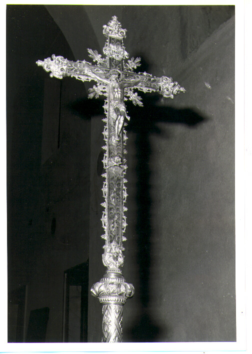 Cristo crocifisso (statua, elemento d'insieme) di De Blasio Domenico (sec. XVIII)