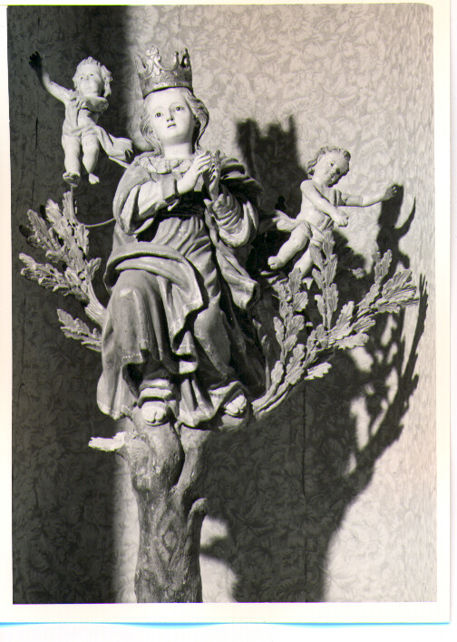 Madonna Incoronata di Foggia tra cherubini, incoronazione di Maria Vergine (gruppo scultoreo) - ambito lucano (inizio sec. XVIII)