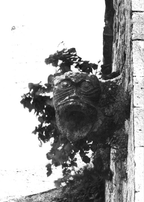 leone (protome) - bottega Italia meridionale (sec. XI)