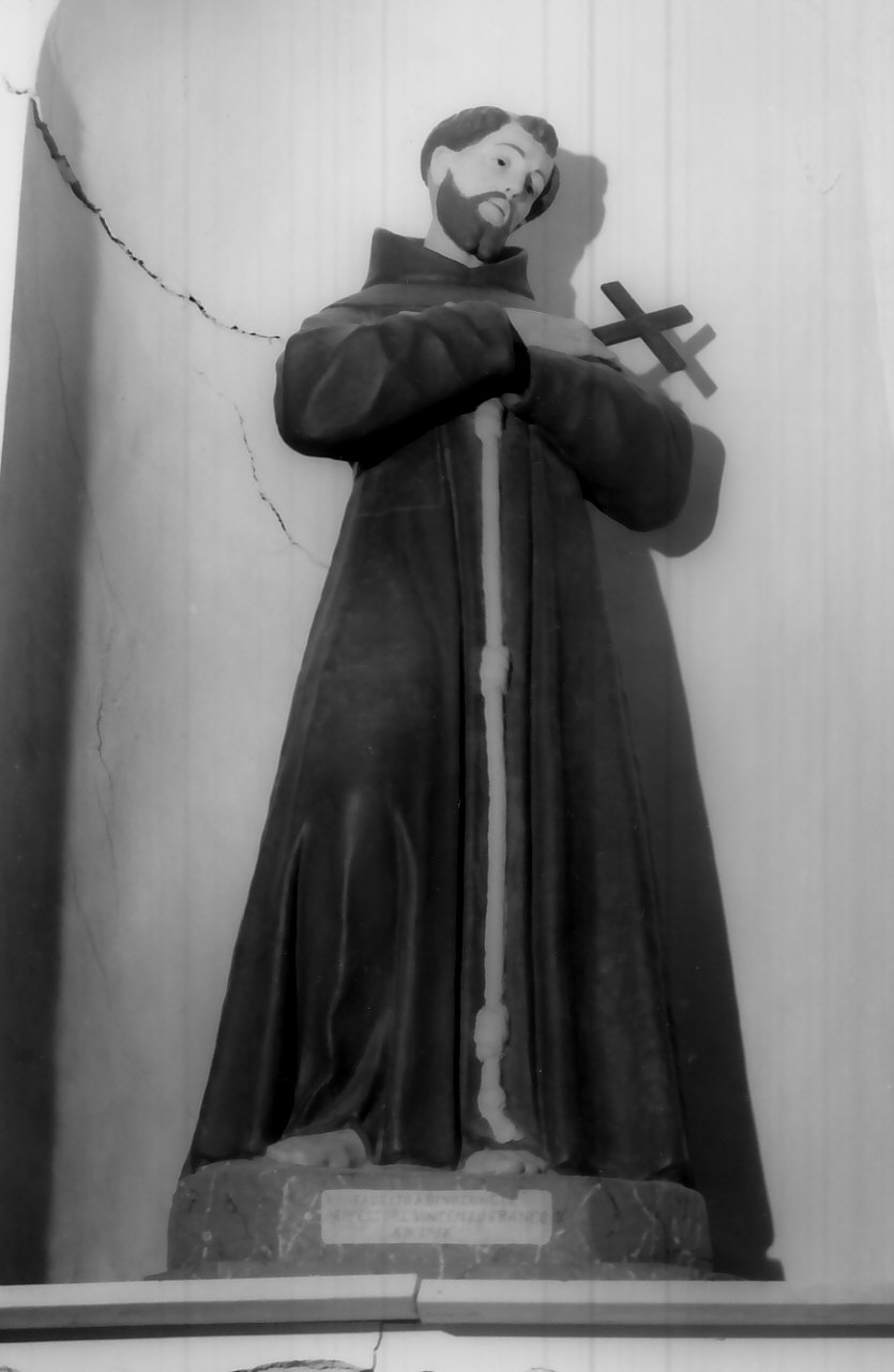 San Francesco d'Assisi abbraccia Cristo crocifisso (statua, opera isolata) - bottega Italia meridionale (fine/inizio secc. XVIII/ XIX)
