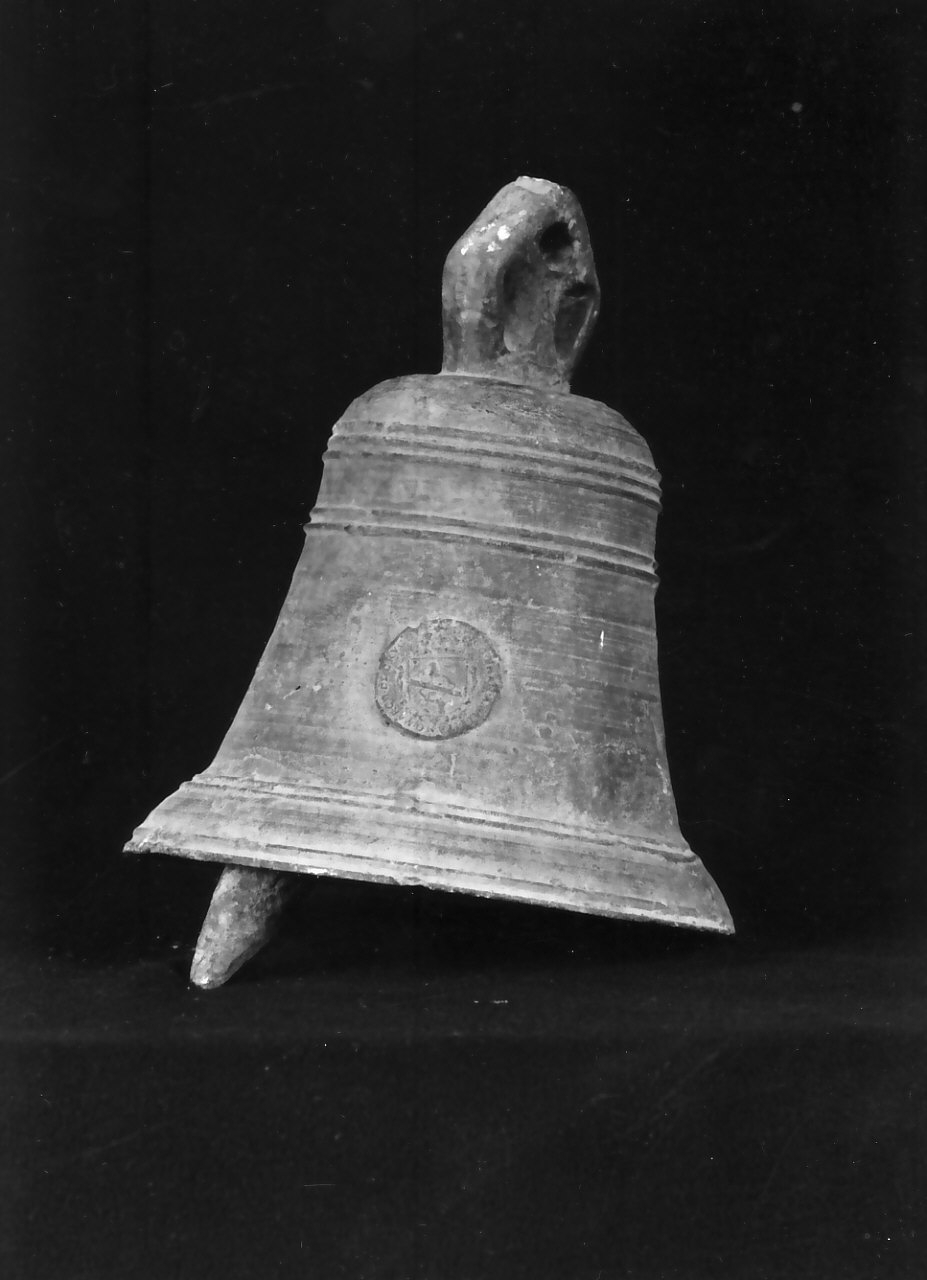 campana, opera isolata - bottega calabrese (sec. XVII, sec. XVIII)