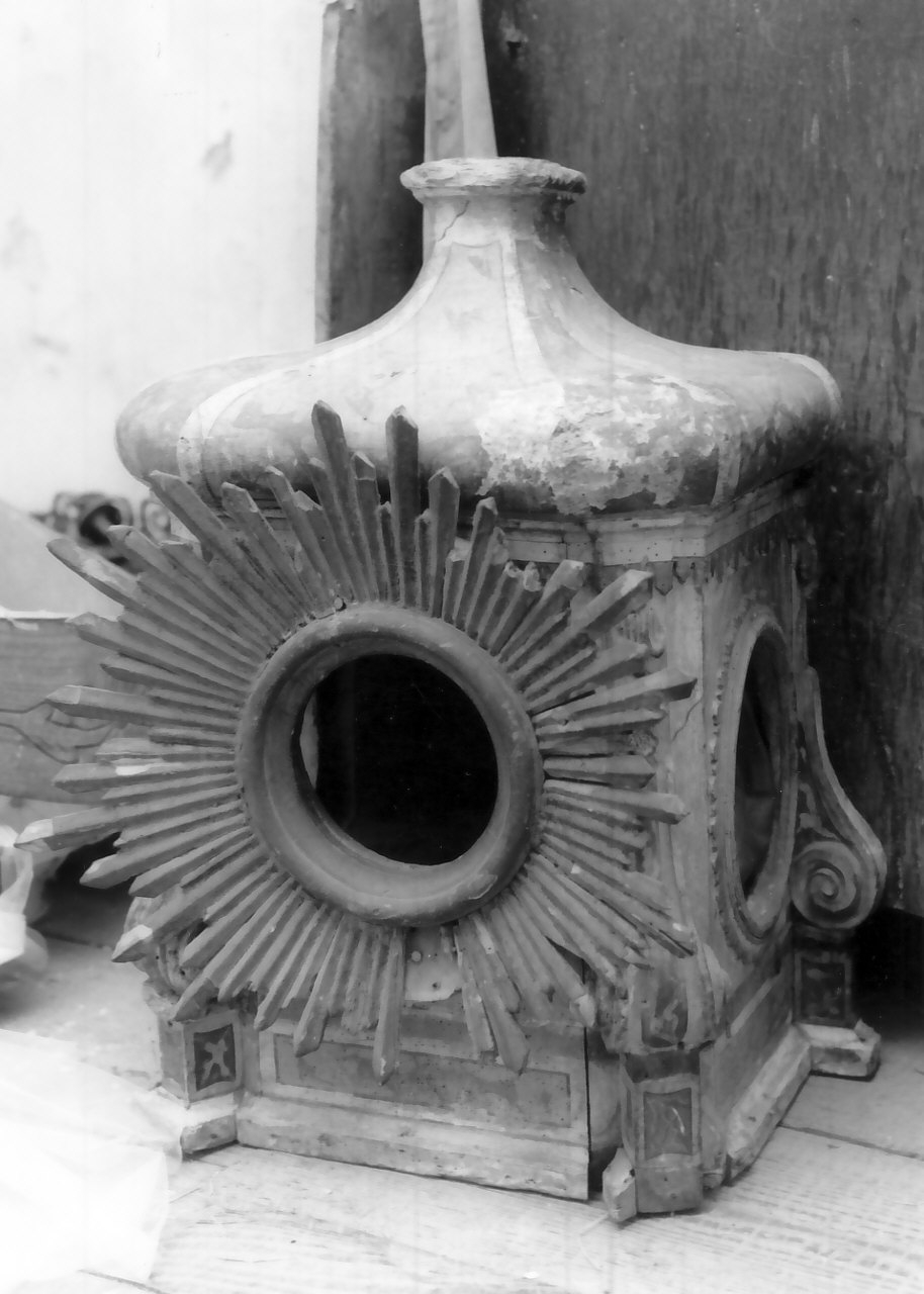 urna - bottega Italia meridionale (fine/inizio secc. XVIII/ XIX)