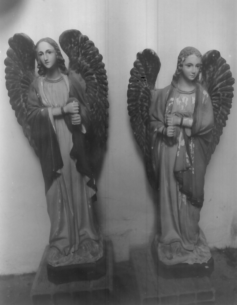 angeli (statuetta di presepio, elemento d'insieme) - bottega calabrese (fine/inizio secc. XIX/ XX)