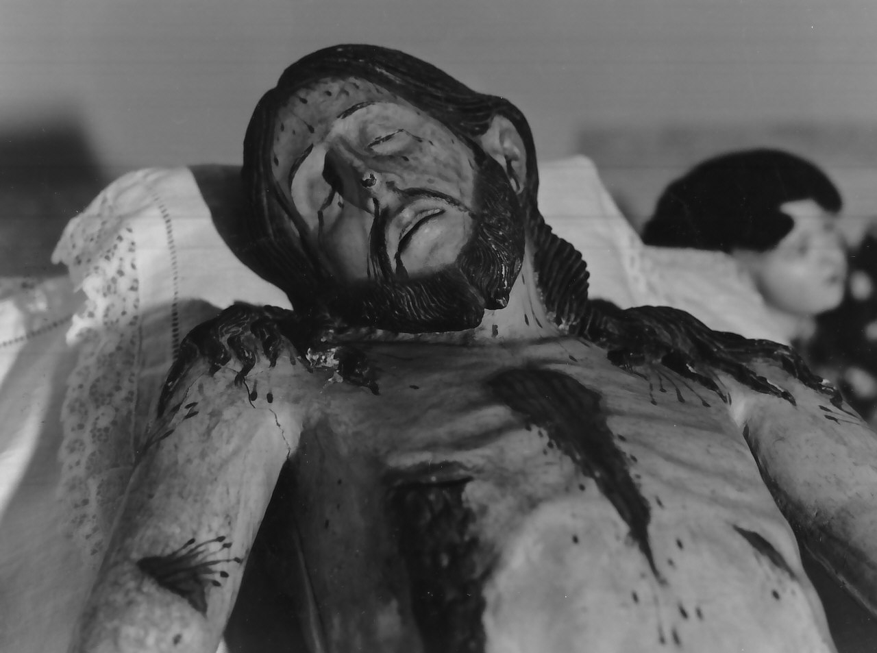 Cristo morto (scultura, opera isolata) - bottega Italia meridionale (sec. XVII)