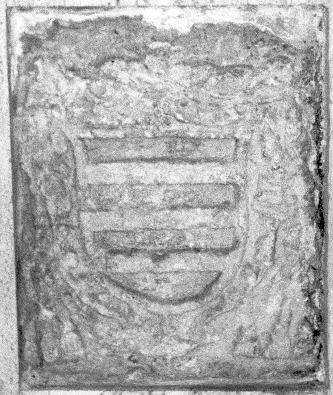 stemma vescovile (decorazione plastica, opera isolata) - bottega calabrese (sec. XVII)