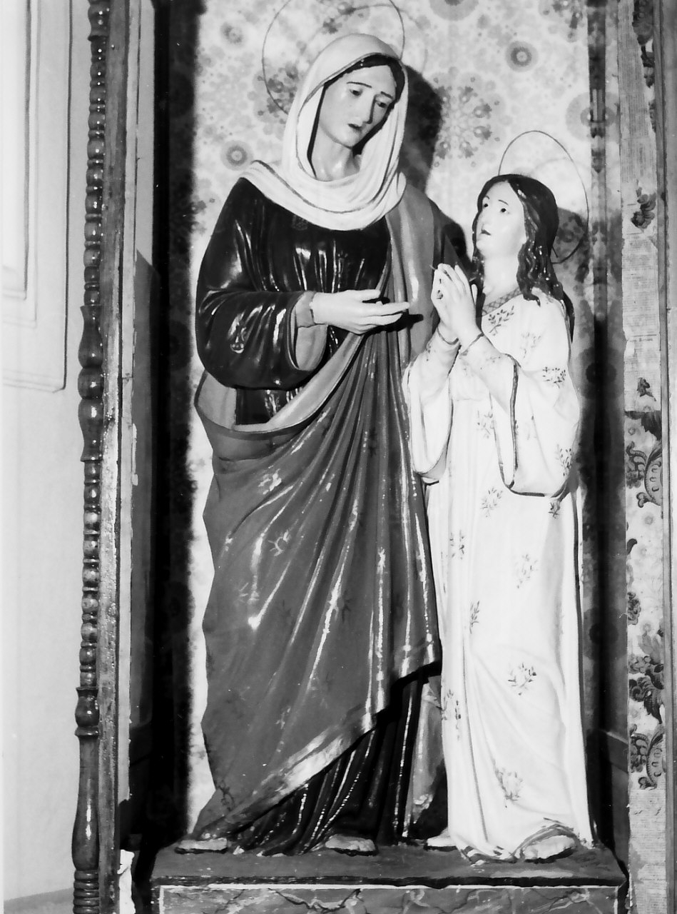 Maria Vergine bambina e Sant'Anna (gruppo scultoreo, opera isolata) - bottega Italia meridionale (sec. XX)