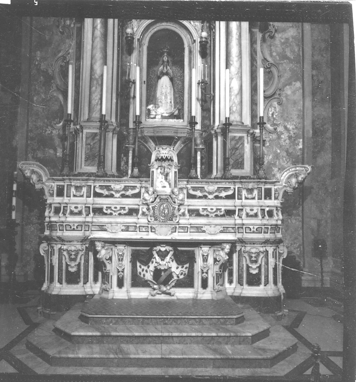 altare, complesso decorativo di Troccoli Silvestro (sec. XVIII)