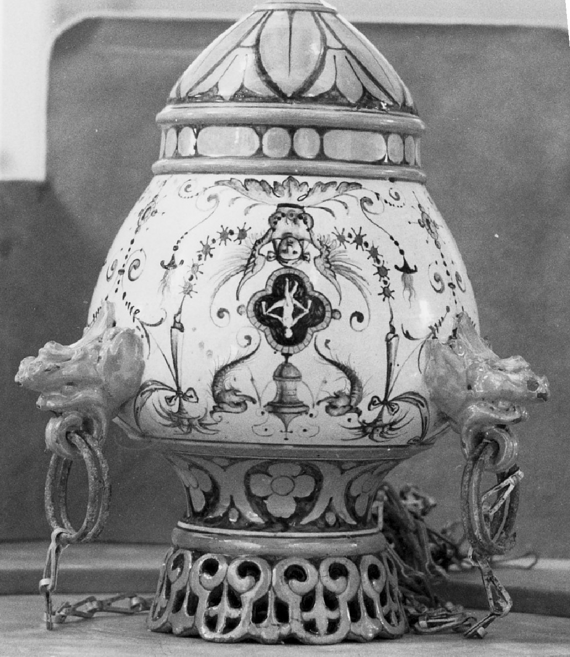 lampada, opera isolata - bottega calabrese (sec. XIX)