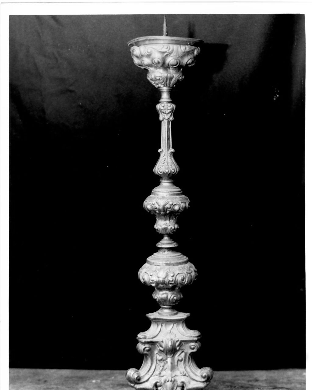 candeliere d'altare, opera isolata - bottega Italia meridionale (sec. XIX)