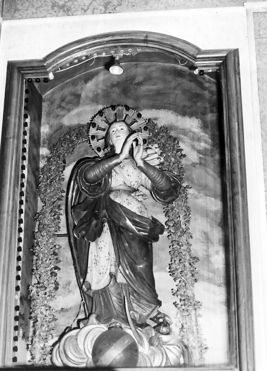 Madonna Immacolata (statua, opera isolata) - bottega Italia meridionale (fine/inizio secc. XVIII/ XIX)