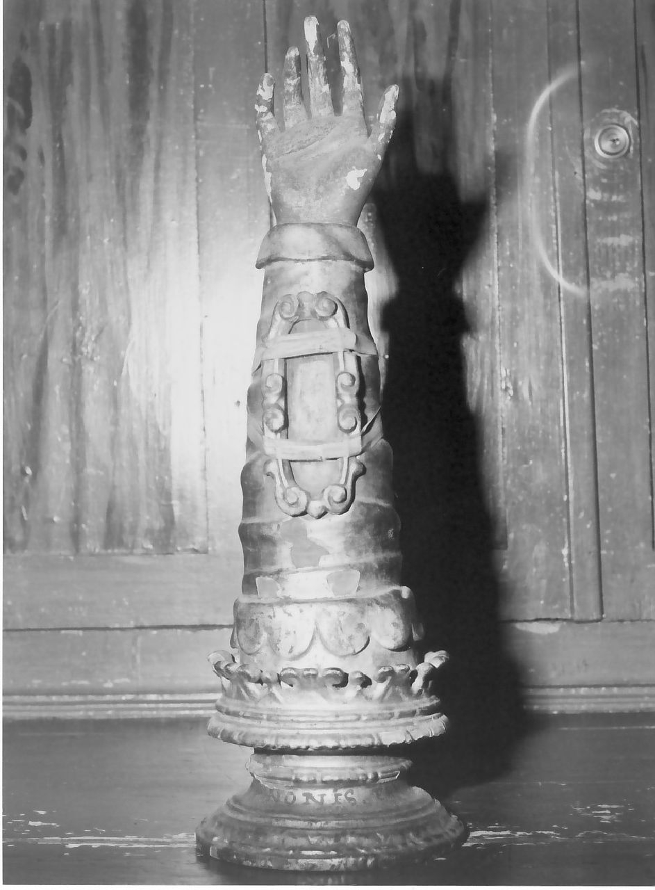 reliquiario antropomorfo - a braccio, opera isolata - bottega Italia meridionale (seconda metà sec. XVIII)