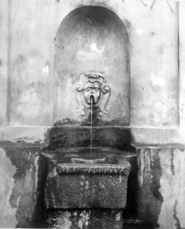 fontana - a muro, frammento - bottega calabrese (sec. XIX)