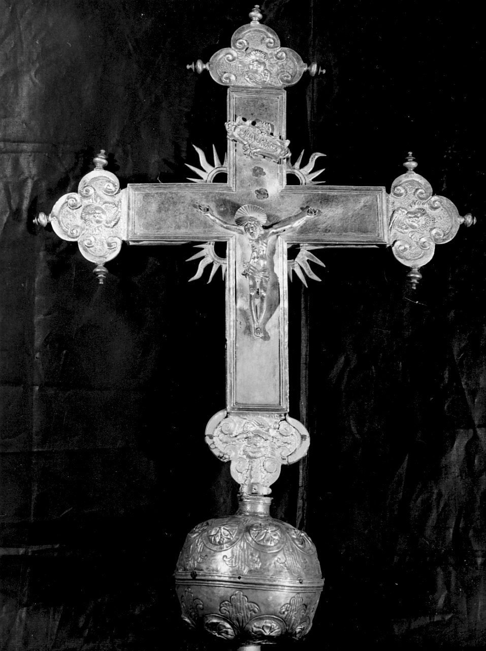 croce processionale, opera isolata - bottega calabrese (sec. XVIII)