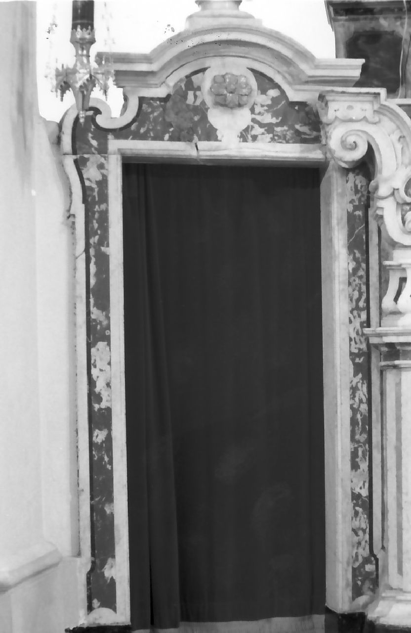 mostra di porta, serie - bottega calabrese (sec. XVIII)