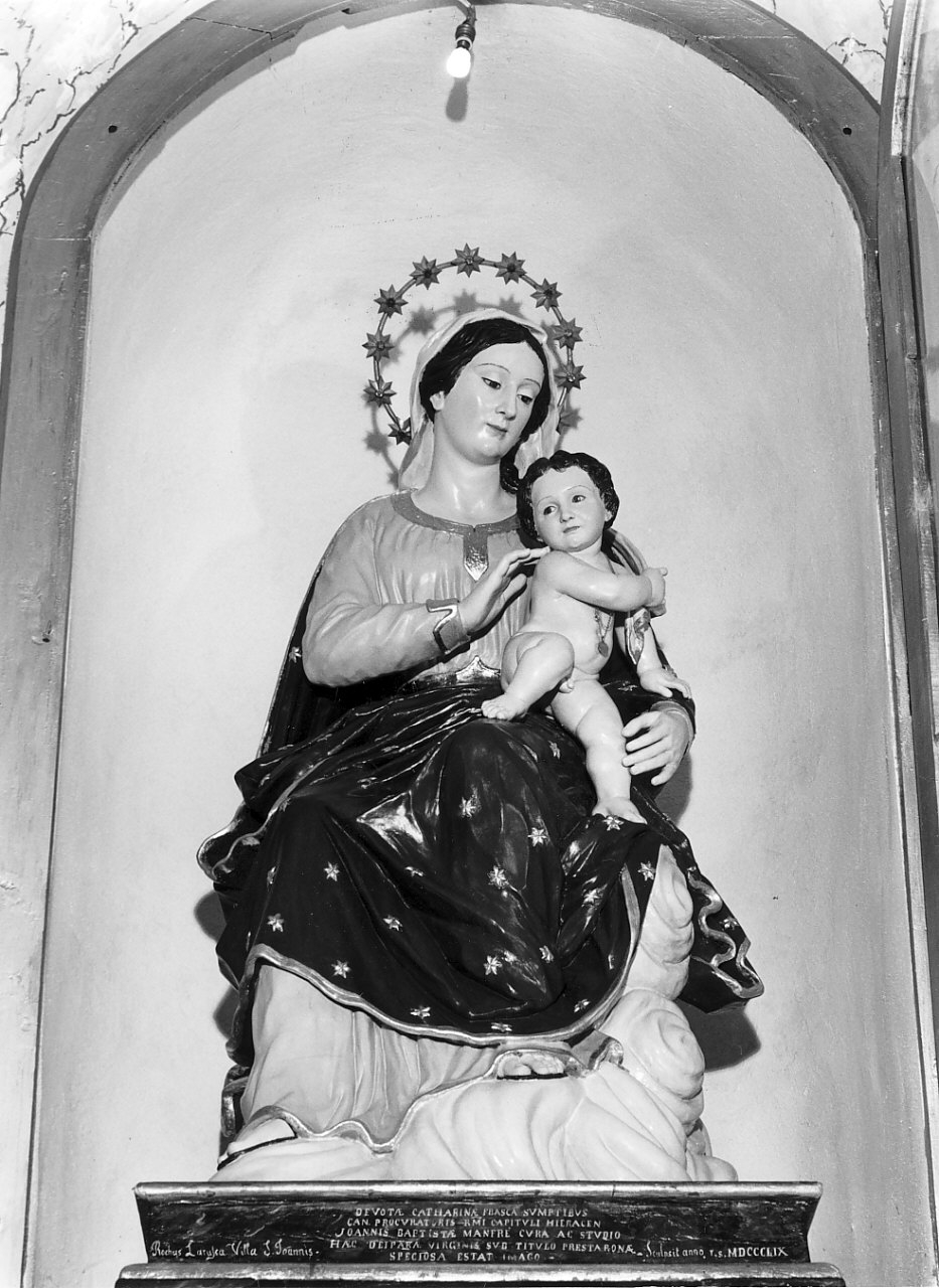 Madonna con Bambino (statua) di Larussa Rocco (sec. XIX)