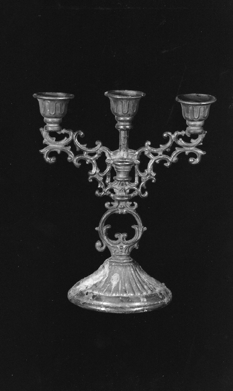 candelabro, opera isolata - bottega Italia meridionale (sec. XIX)