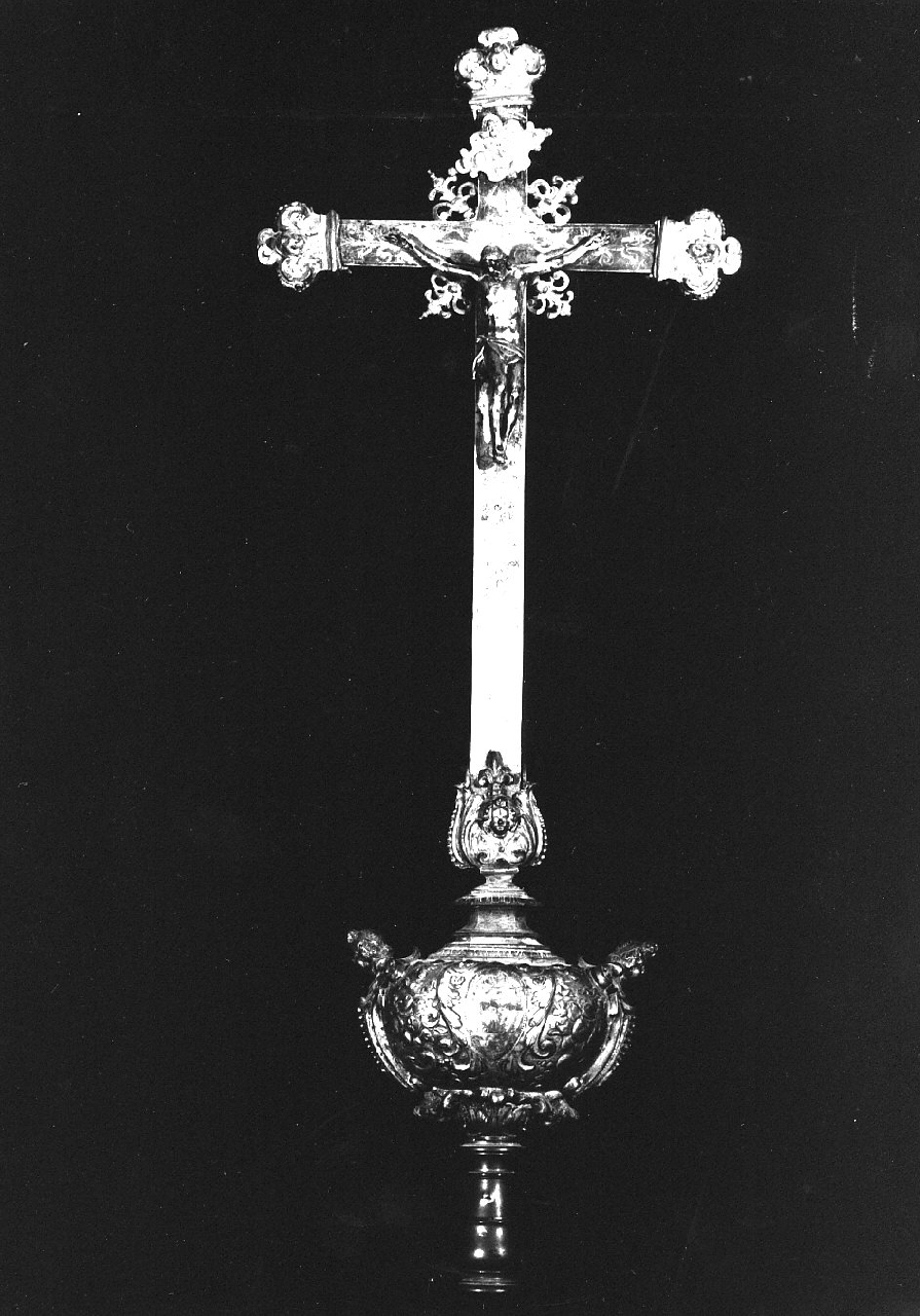 croce processionale, opera isolata - bottega Italia meridionale (fine/inizio secc. XVIII/ XIX)