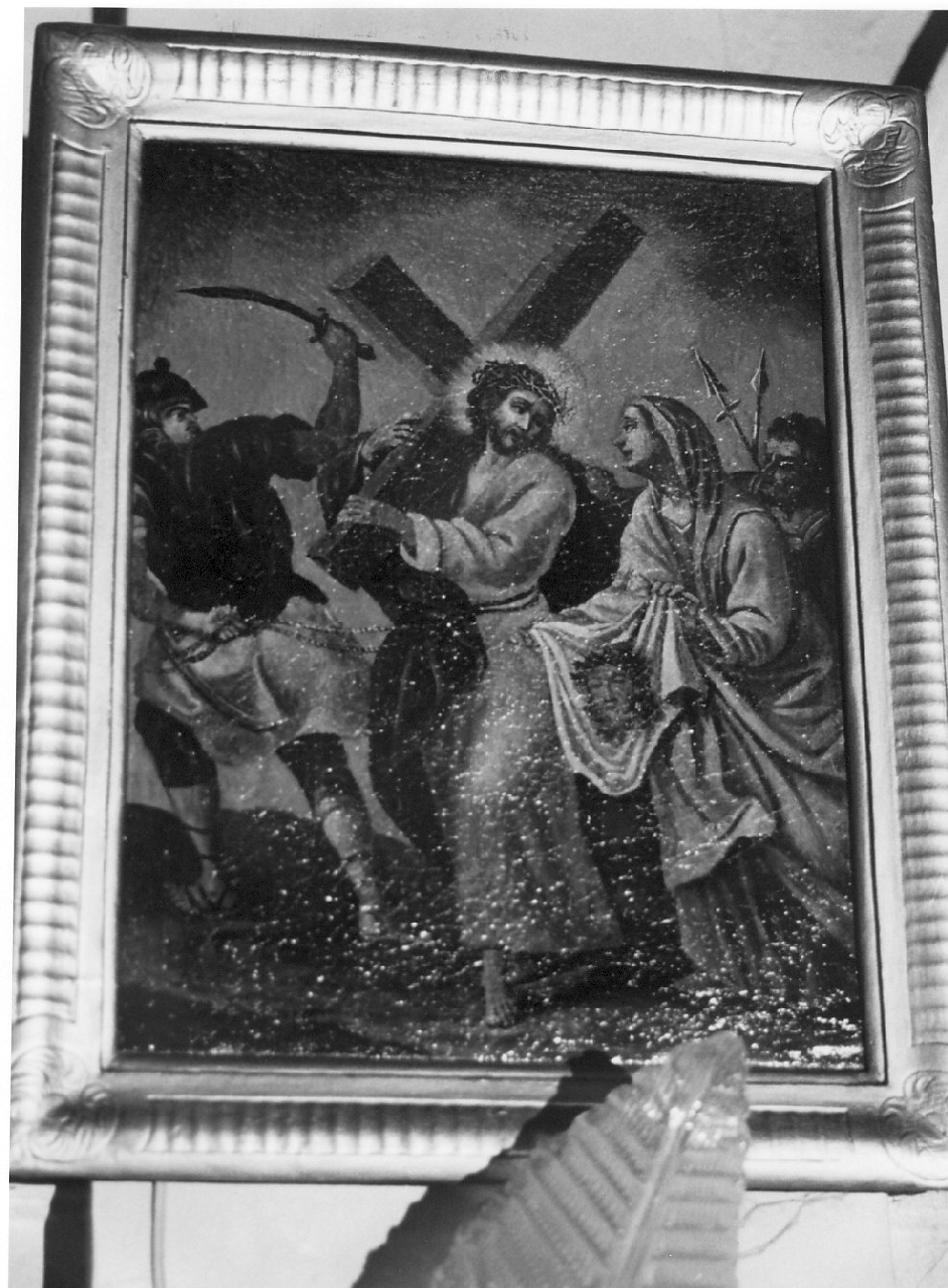 stazione VI: Gesù asciugato dalla Veronica (dipinto, elemento d'insieme) - ambito calabrese (sec. XIX, sec. XX)