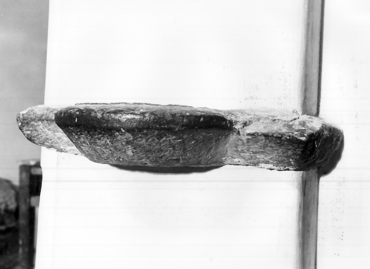 acquasantiera da parete - bottega calabrese (sec. XIX)