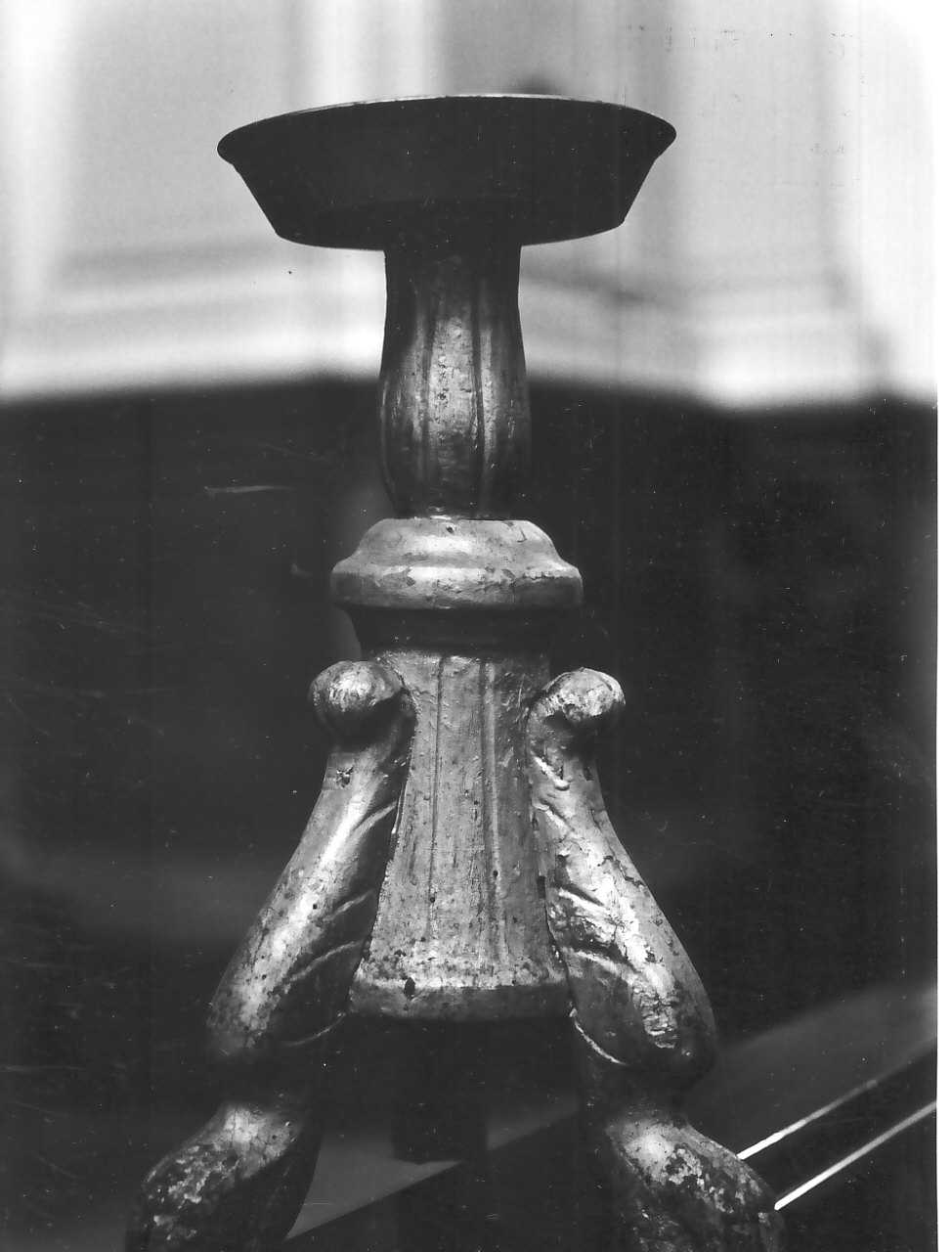candeliere, opera isolata - bottega calabrese (fine/inizio secc. XVIII/ XIX)