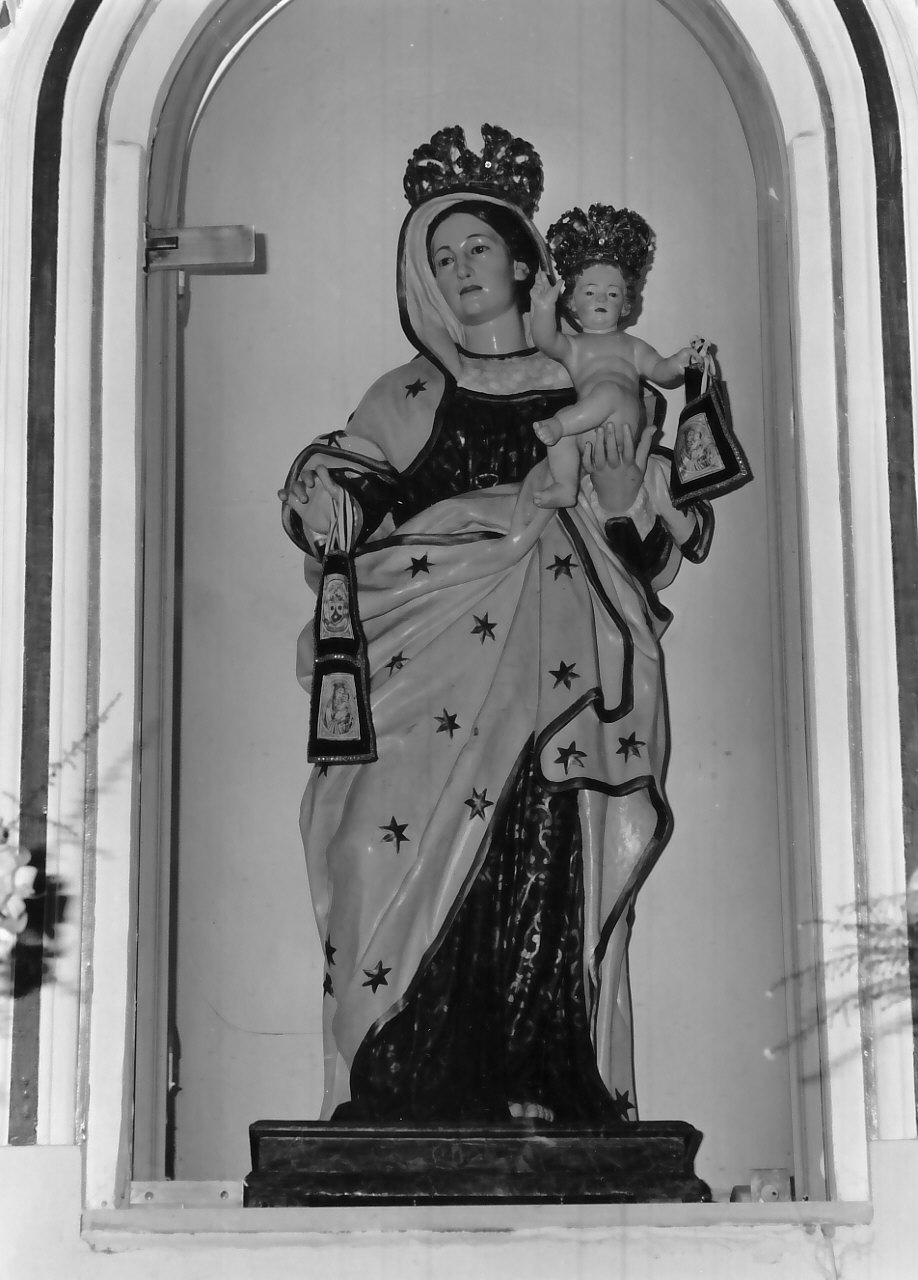 Madonna del Carmelo (statua, opera isolata) - bottega Italia meridionale (sec. XVIII)