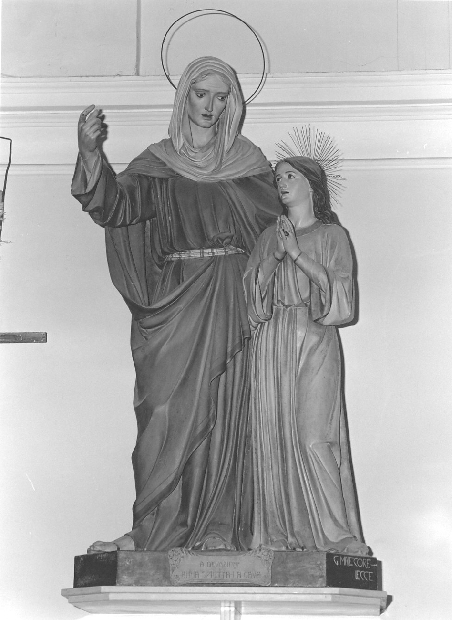 Maria Vergine bambina e Sant'Anna (statua, opera isolata) di Malecore Giuseppe (prima metà sec. XX)