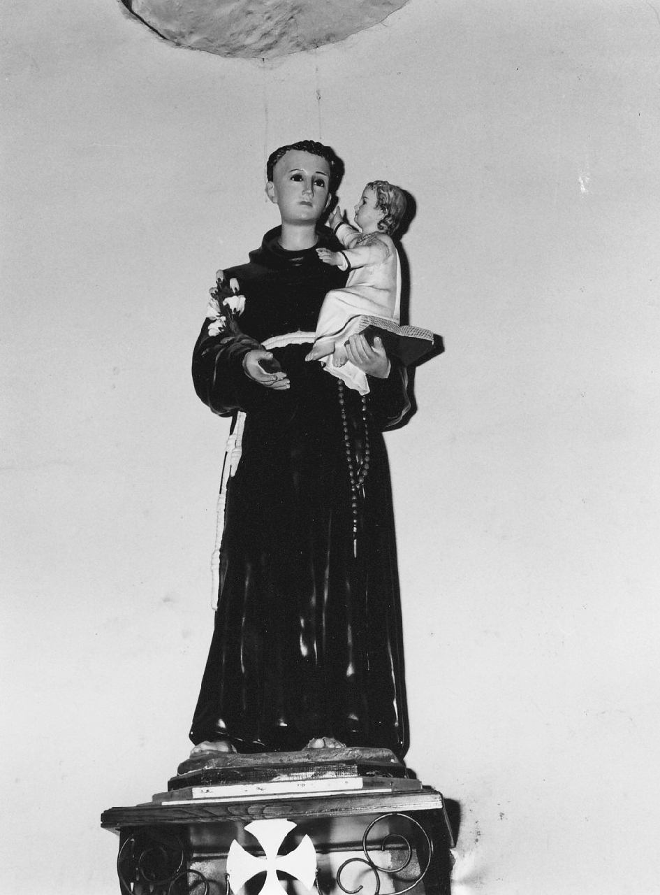 Sant'Antonio da Padova con il bambino (statua, opera isolata) - bottega Italia meridionale (primo quarto sec. XX)