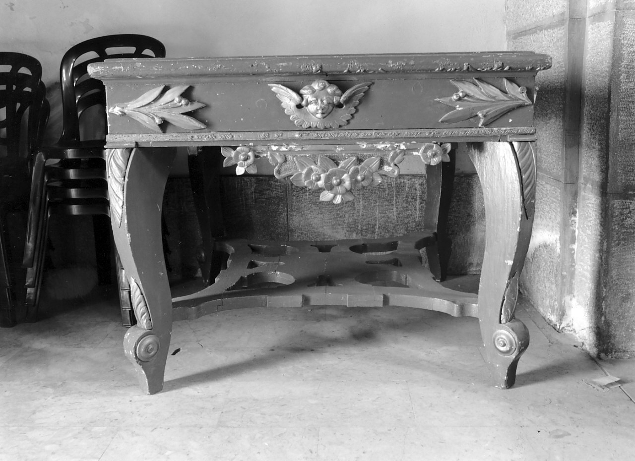 tavolino, opera isolata - bottega calabrese (fine/inizio secc. XIX/ XX)