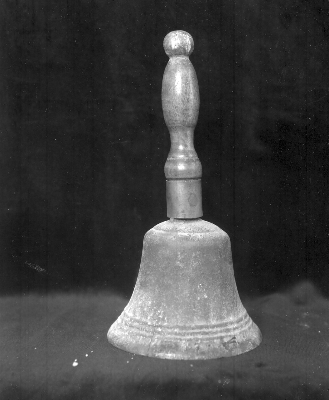 campanello d'altare - bottega calabrese (sec. XIX)