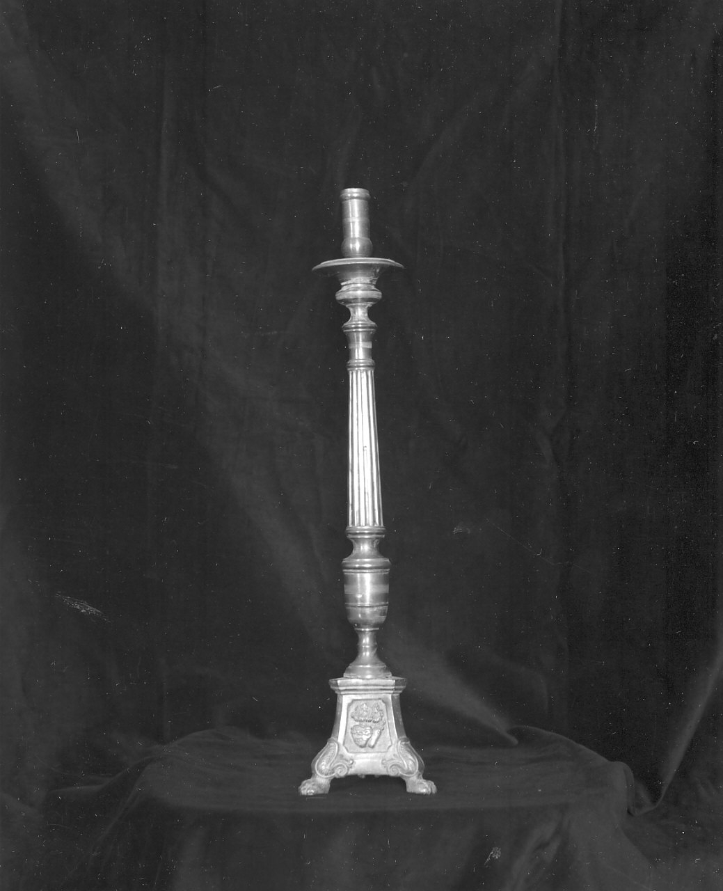 candeliere d'altare, serie - bottega calabrese (inizio sec. XX)