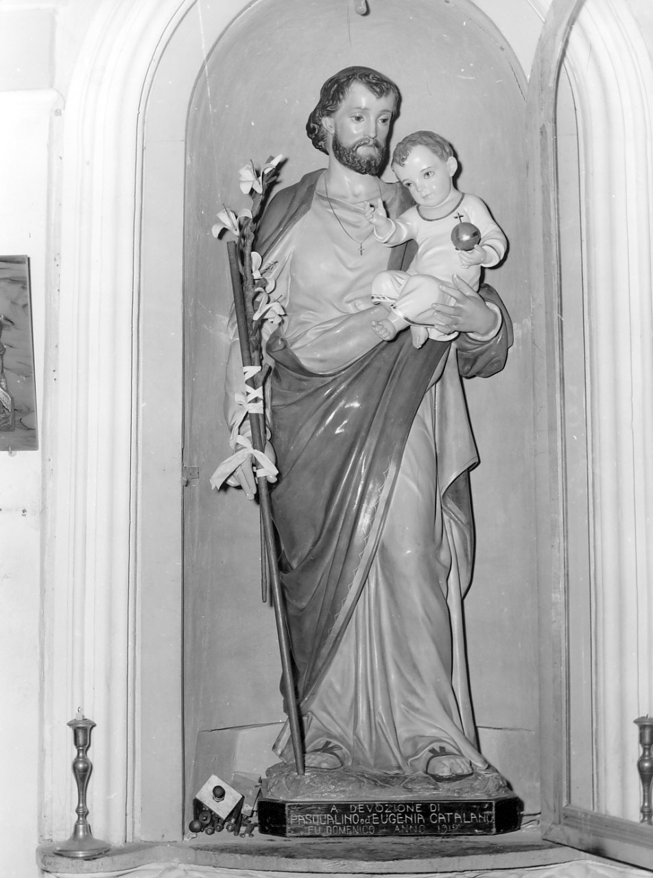 San Giuseppe e Gesù Bambino (statua, opera isolata) - bottega Italia settentrionale (sec. XX)