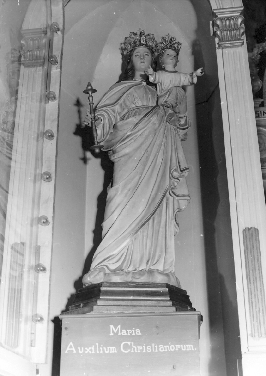 Maria ausiliatrice (statua, opera isolata) - bottega calabrese (sec. XX)