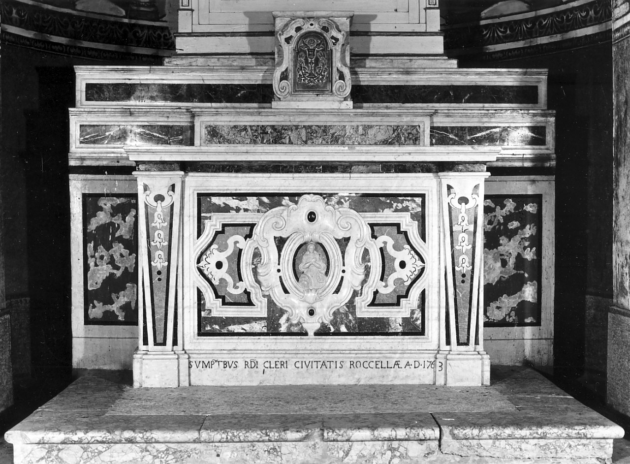 altare di Pisano Giuseppe (attribuito) (sec. XVIII)
