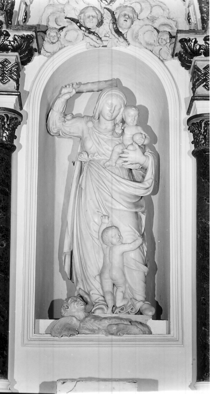 Madonna del Soccorso (statua) di Caccavello Salvatore (cerchia) (seconda metà sec. XVI)