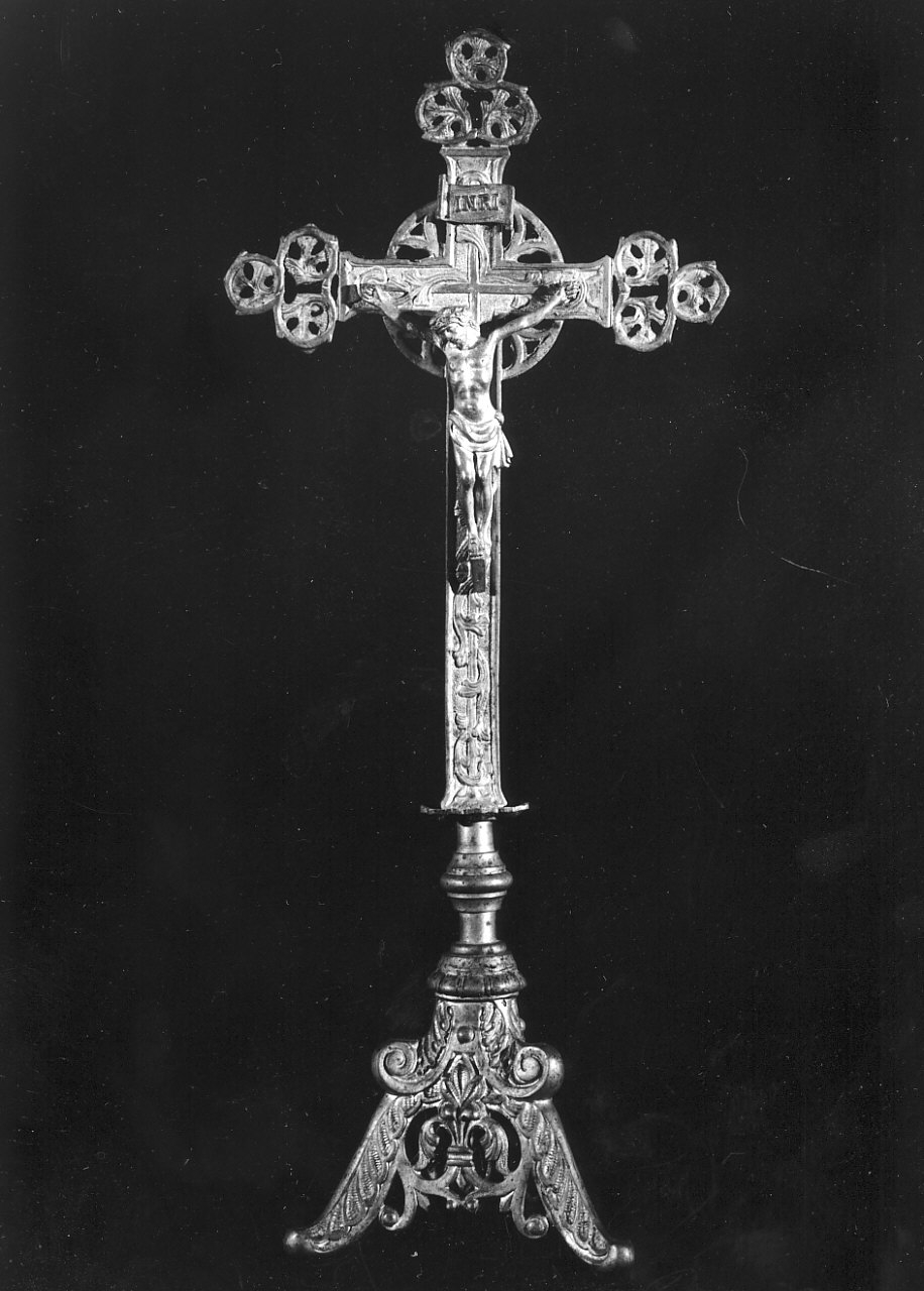 croce d'altare, opera isolata - bottega Italia meridionale (fine sec. XIX)