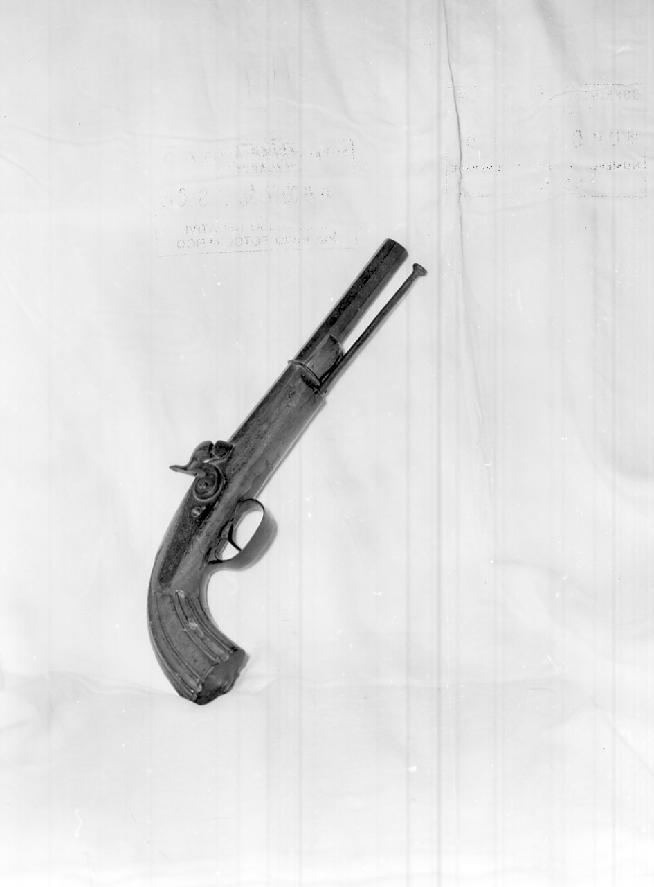 pistola, opera isolata - bottega Italia meridionale (sec. XIX)