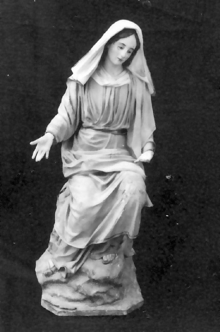 Madonna (statuetta di presepio) - bottega Italia meridionale (fine/inizio secc. XIX/ XX)